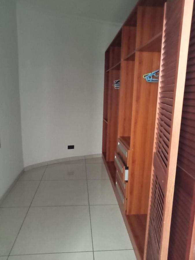 Tricia'S Place - One Family At A Time Appartement Accra Buitenkant foto