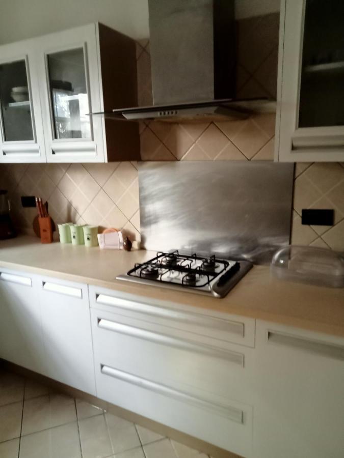 Tricia'S Place - One Family At A Time Appartement Accra Buitenkant foto